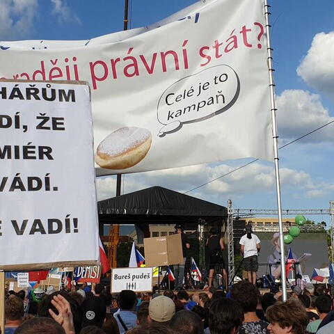 23. 6. 2019 Praha Letná "1" - bezvadná demonstrace více jak 250 tisíc uvědomělých občanů!