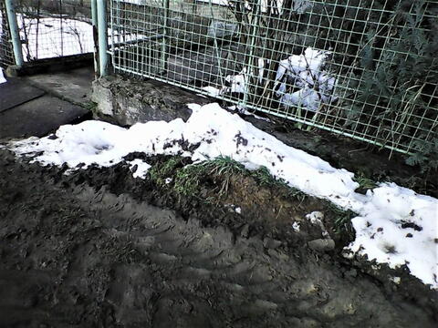 Hrdoňovice 22.1.2021 - poškozená komunikace 1096-8, foto Kratinovi, 2