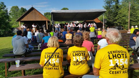 Lhotka pod Ondřejníkem, kultůrní vystoupení místních občanů bylo skvělé